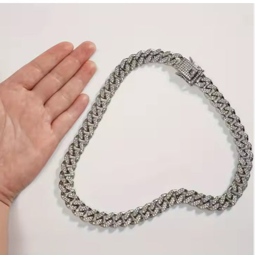 Secure Metal Chain